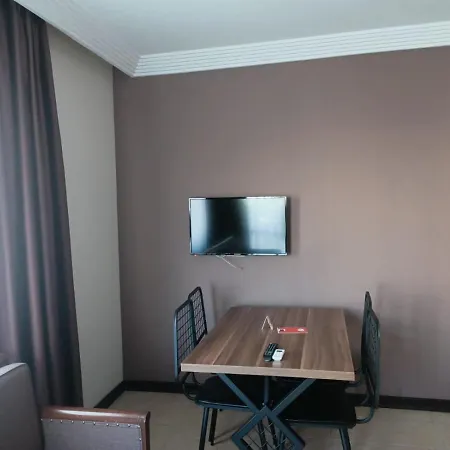 Family Apartment *